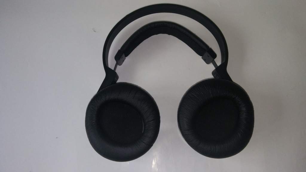 БЕСПРОВОДНЫЕ НАУШНИКИ Sony MDR-RF4000K  1299 ГРИВЕН - фото фото фото 3