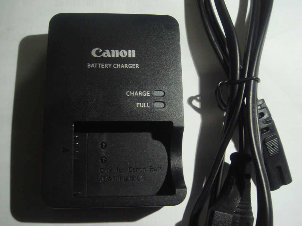 Зарядное устройство Canon CB-2LHT для аккумулятора Canon NB-13L. - фото фото фото 0