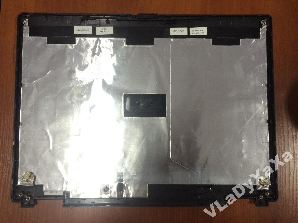 Toshiba M40 крышка матрицы - фото фото фото 0