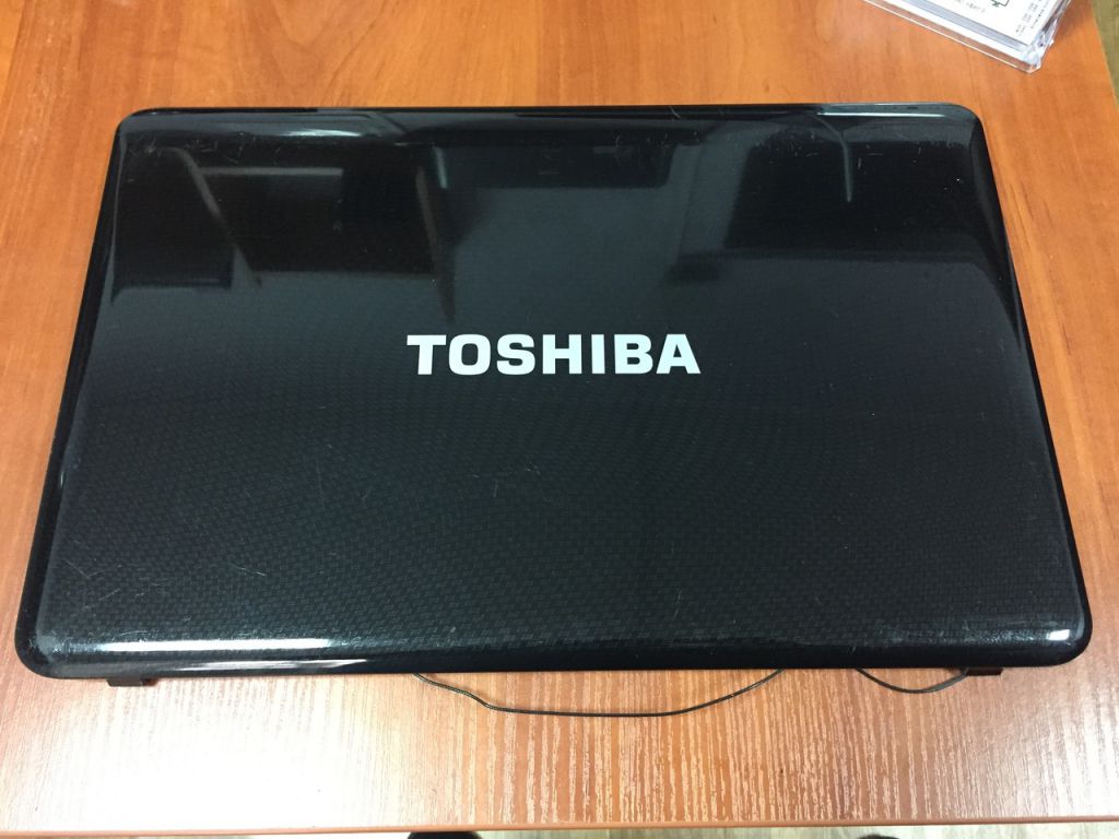 Toshiba C650 (C655) крышка матрицы + рамка - фото фото фото 2