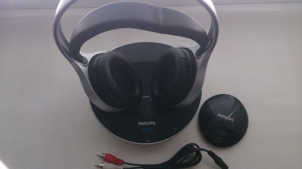 БЕСПРОВОДНЫЕ НАУШНИКИ  PHILIPS SHD8700 DIGITAL  999 ГРН - фото фото фото 0
