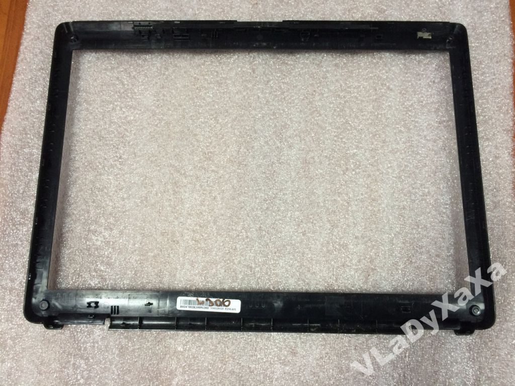 Toshiba L300 рамка матрицы - фото фото фото 1