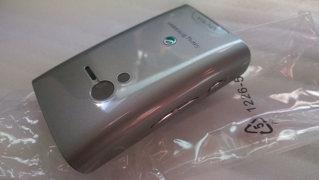 Sony Ericsson Xperia X10 Mini задня кришка - фото фото фото 0