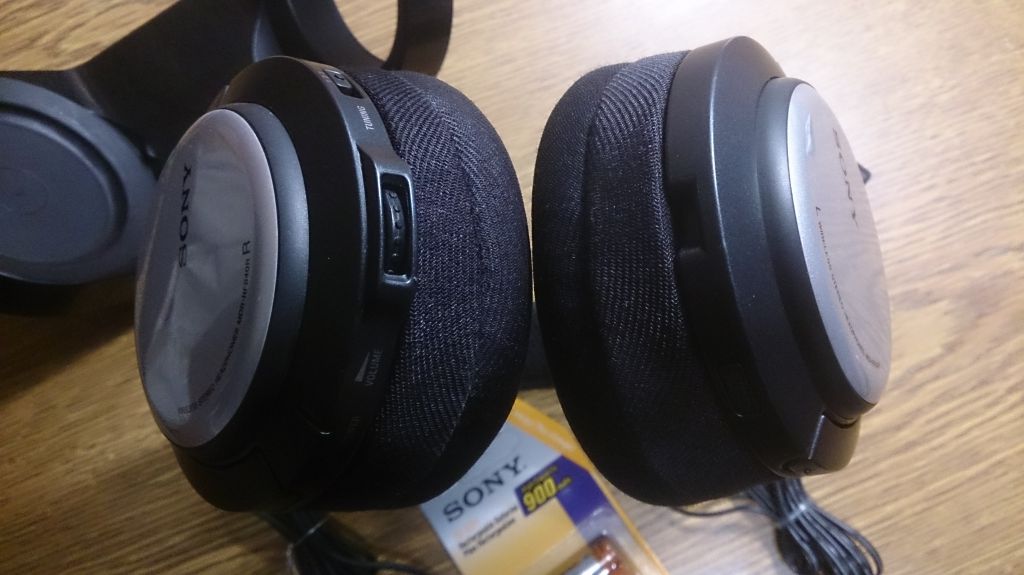 БЕСПРОВОДНЫЕ НАУШНИКИ Sony MDR-RF840R  799 ГРИВЕН - фото фото фото 1