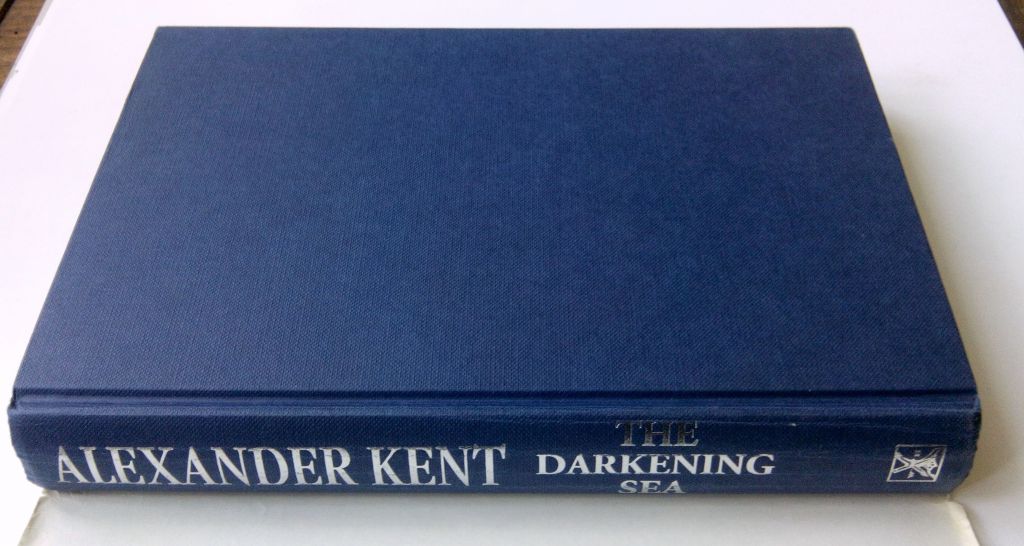 Alexander Kent. The Darkening Sea. - фото фото фото 3