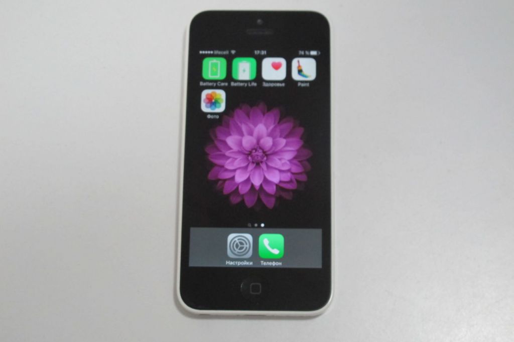Мобильный телефон Apple iPhone 5c 16GB White - фото фото фото 0