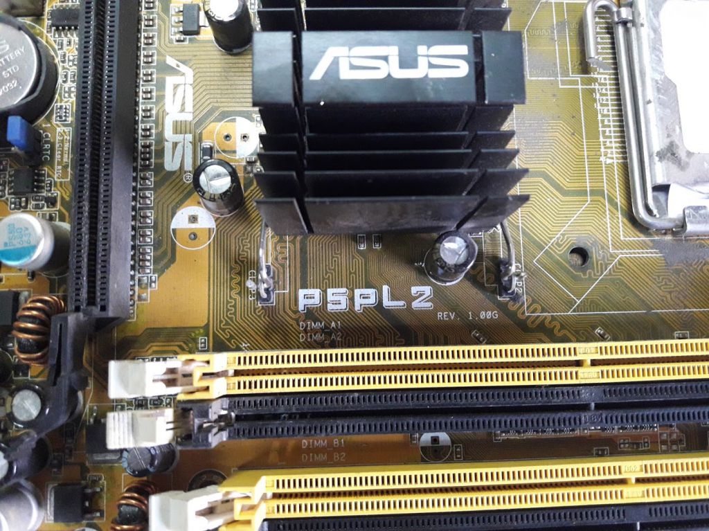 Мат. плата ASUS P5PL2 v1.0     (RTL) LGA775  i945PL  PCI-E+GbLAN SATA ATX 4DDR2 - фото фото фото 1