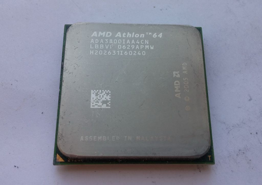 AMD Athlon 64 3800 2.40GHz/1024MB/59W ADA3800IAA4CN socket AM2 Вживане - фото фото фото 0