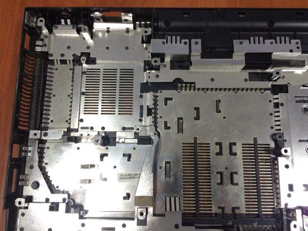 Siemens ESPRIMO Mobile V6505 Дно (корыто) - фото фото фото 2