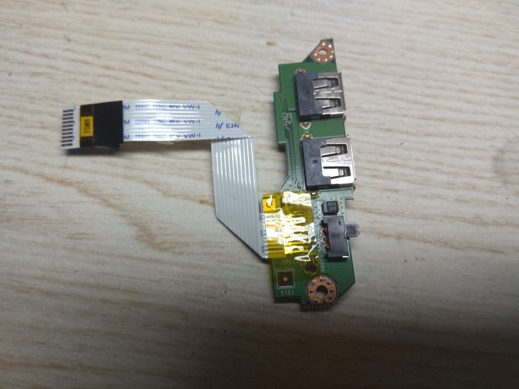 Дополнительный USB Lenovo S10-3c - фото фото фото 1