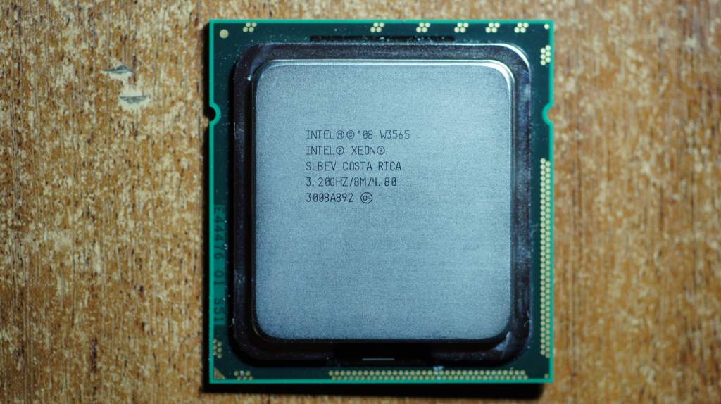 Intel Xeon W3565 3.20GHz 4х/8 ядер , 8M socket 1366 Вживане - фото фото фото 0