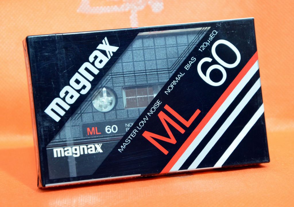 Аудио кассета MAGNAX ML-60  Япония 1981 запечатана - фото фото фото 0