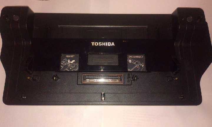 Док станция TOSHIBA PA3314E-1PRP.Читать условия! - фото фото фото 0