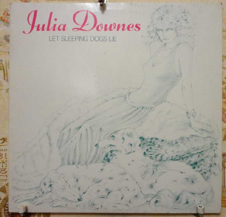 Julia Downes  (Let Sleeping Dogs Lie) EX+ - фото фото фото 0