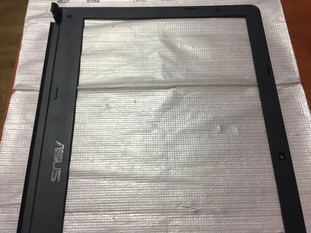 ASUS F501a рамка матрицы - фото фото фото 3
