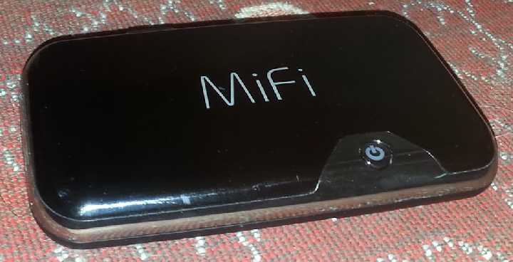 MiFi 2372 - 3G WiFi роутер - фото фото фото 1