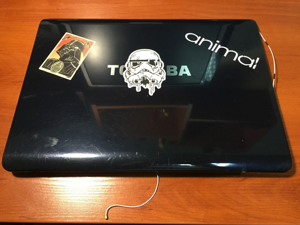 Toshiba A200 крышка матрицы - фото фото фото 3
