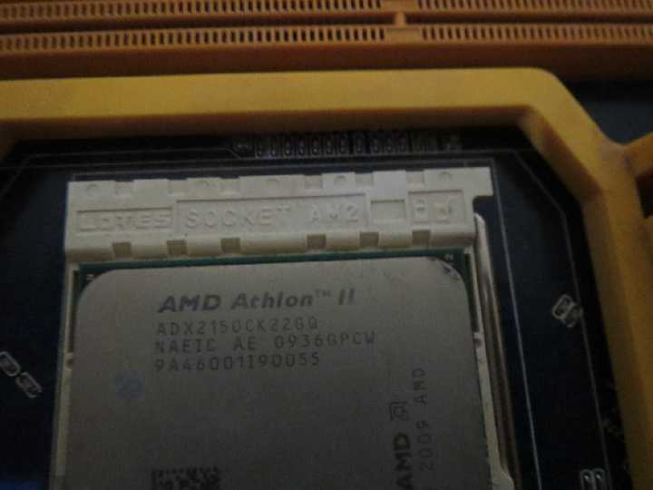 Процесор AMD Athlon II X2 215 AM3 - фото фото фото 0