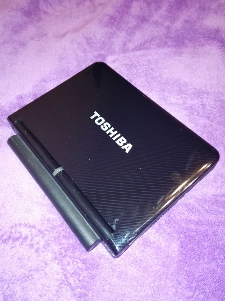 Нетбук Netbook Toshiba NB205 N210   1,66GHz  2GB  160GB - фото фото фото 2