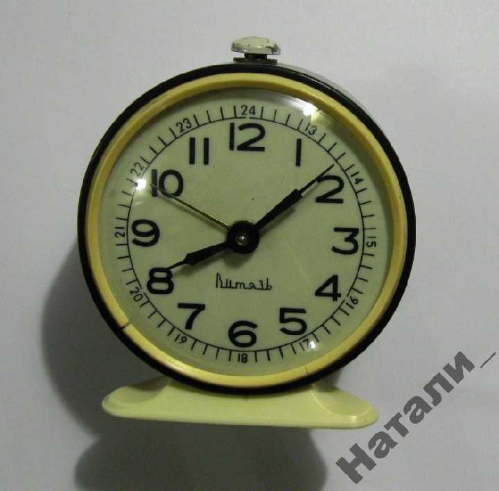 Часы будильник Витязь СССР  24 часа циферблат!!! - фото фото фото 0