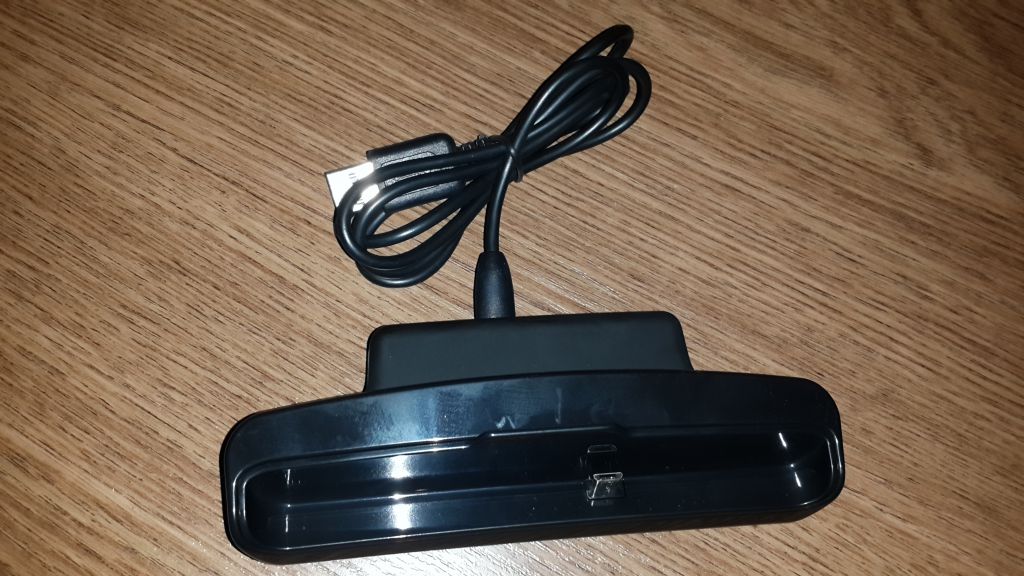 Док-станция для BlackBerry Z10 + Micro-USB кабель  (УЦЕНКА) - фото фото фото 4