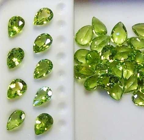 Перидот Хризолит натуральный груша 8 х 6 мм - фото фото фото 3