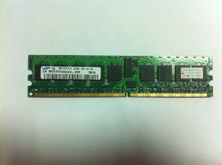 DDR2 1 Gb Samsung ECC Reg CL3 (M393T2950CZ3-CCC) - фото фото фото 0