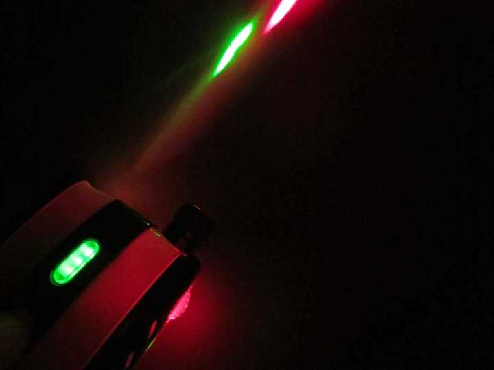 Мощный DISCO LASER III 30 mW 2 цвета + насадка - фото фото фото 5