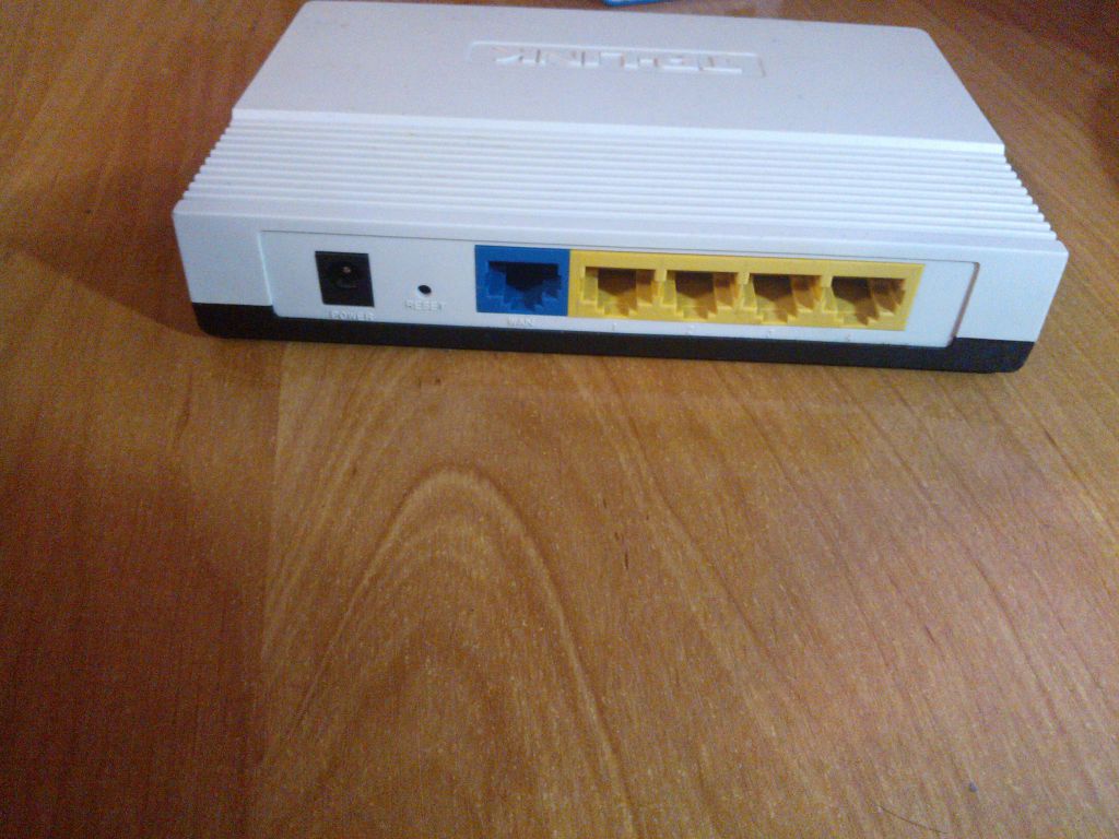 РОУТЕР TP-LINK TL-R402M. Б/У. НЕРАБОЧИЙ! - фото фото фото 3