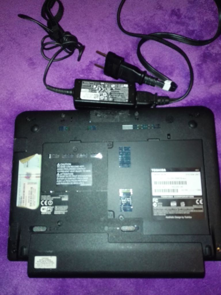Нетбук Netbook Toshiba NB205 N210   1,66GHz  2GB  160GB - фото фото фото 1