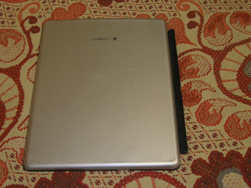 Bluetooth клавиатура Logitech для Ipad и не только - фото фото фото 3