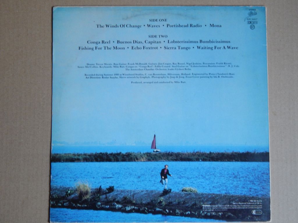 Mike Batt ‎– Waves   (Epic ‎– EPC 32590, Holland) EX+/NM- - фото фото фото 1