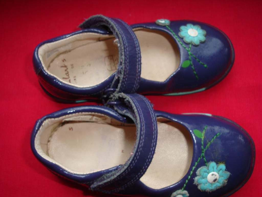 Лаковые туфельки  для принцессы   21 р   Clarks - фото фото фото 3