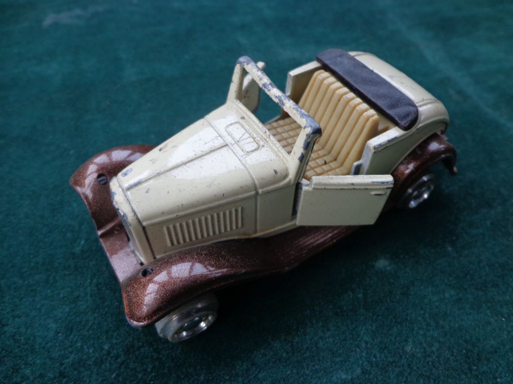 Коллекционная машинка  FORD - ROADSTER...   (РЕДКАЯ) - фото фото фото 0