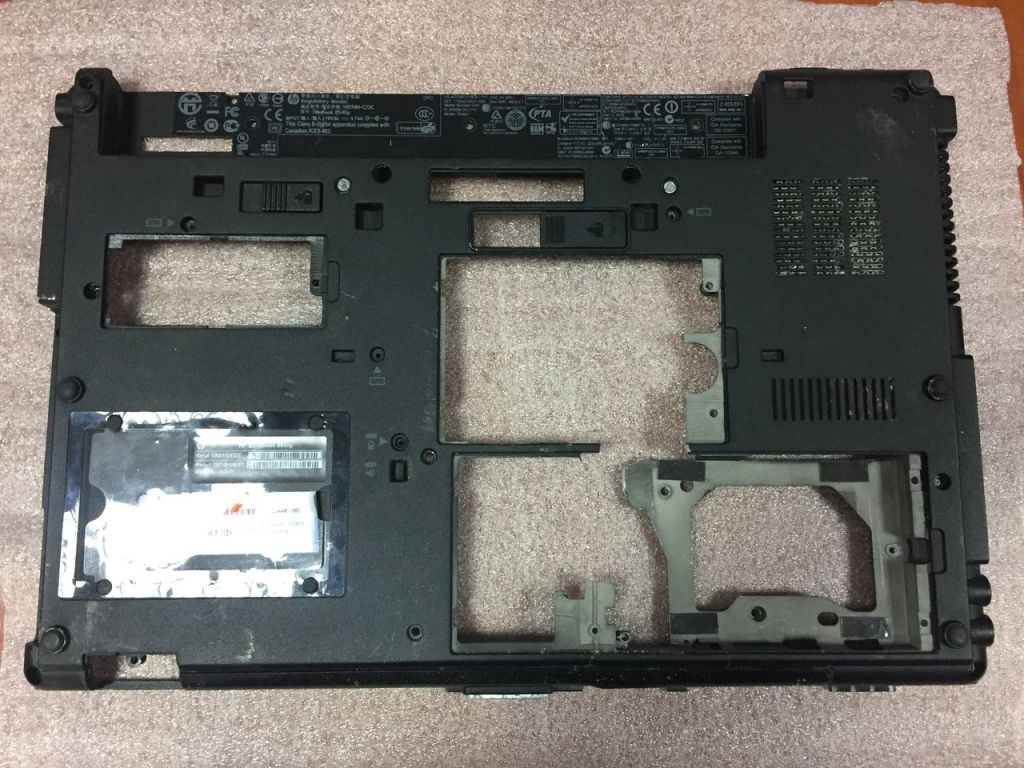 HP 8540p Низ корпуса - фото фото фото 6