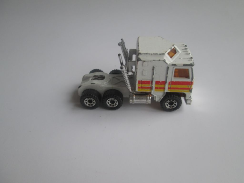 Matchbox 1981 Kenworth 1:90 - фото фото фото 1
