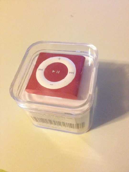 Apple iPod Shuffle 2GB  (MD778), новый, оригинал - фото фото фото 2