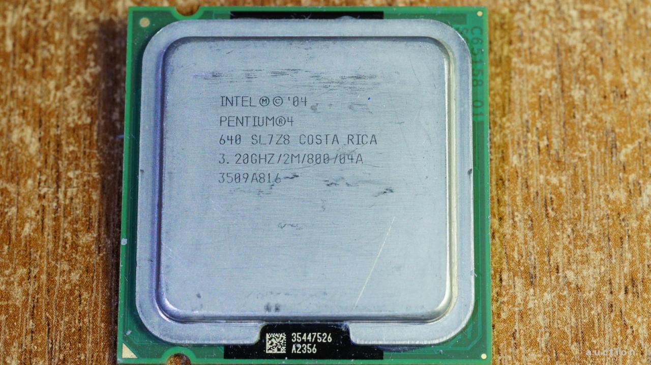 2x ядерный s775 Pentium 4 640 HT SL7Z8 3.20GHz/2M/800 LGA775 Вживане - фото фото фото 1
