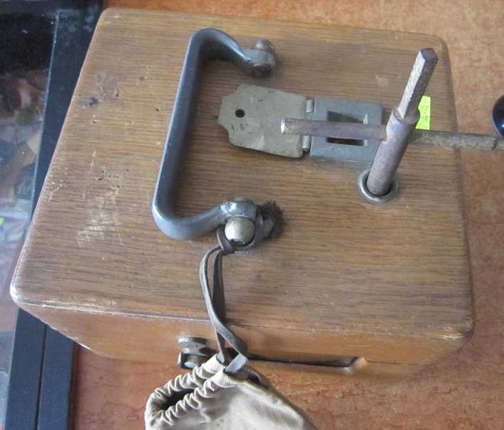 ЧАСЫ.ДЛЯ ИЗМЕРЕНИЯ ПОЛЁТА ПОЧТ. ГОЛУБЕЙ.ДОВОЕННЫЕ. - фото фото фото 6