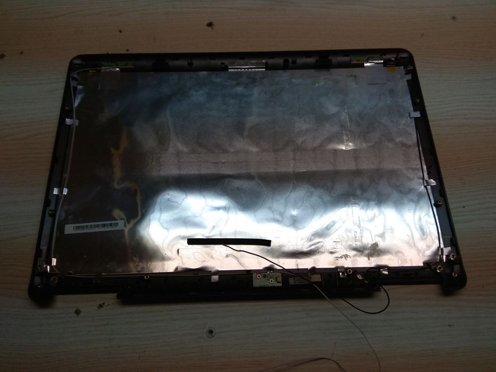 Крышка матрицы Asus X73S - фото фото фото 3