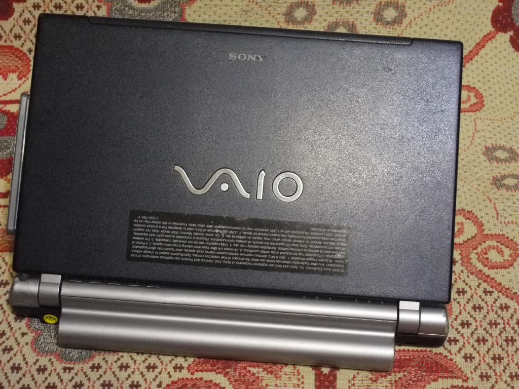 Коллекционный нетбук 11" Sony Vaio VGN-T350P - фото фото фото 3
