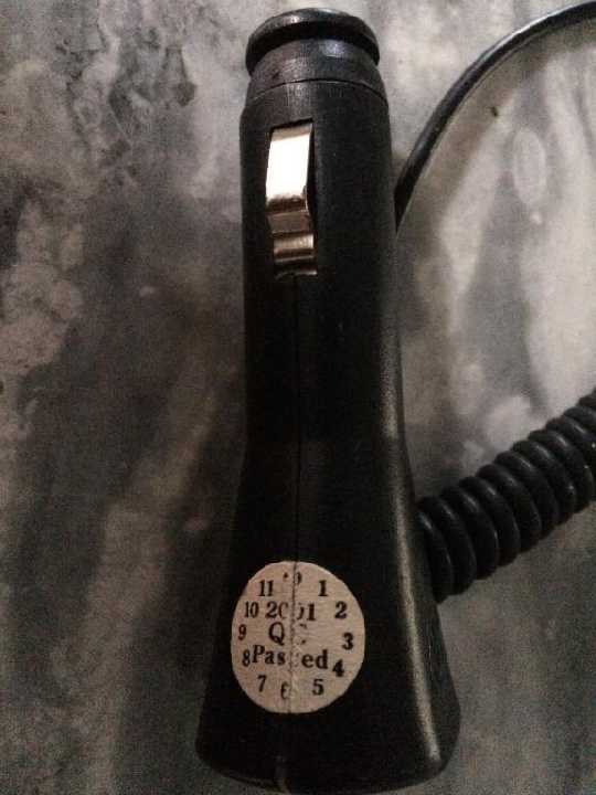 Автомобильное зарядное устройство Nokia 3210/ 5110 - фото фото фото 2