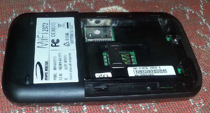 MiFi 2372 - 3G WiFi роутер - фото фото фото 4
