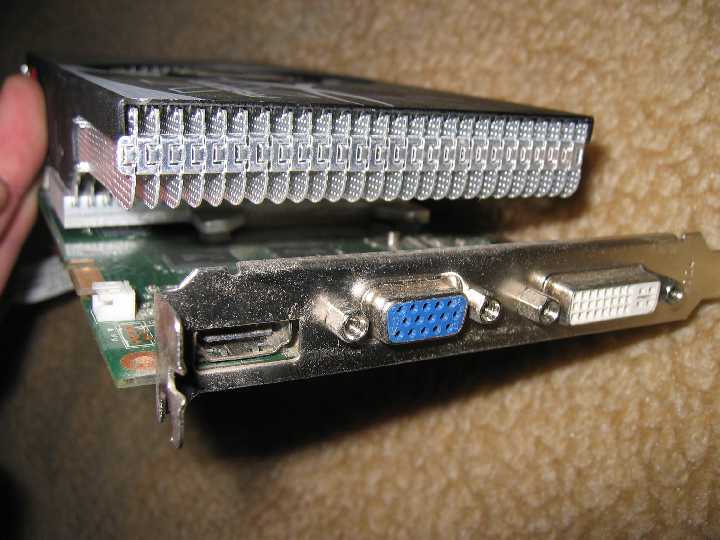 Inno3D GeForce GTS 250 green 512MB - фото фото фото 4