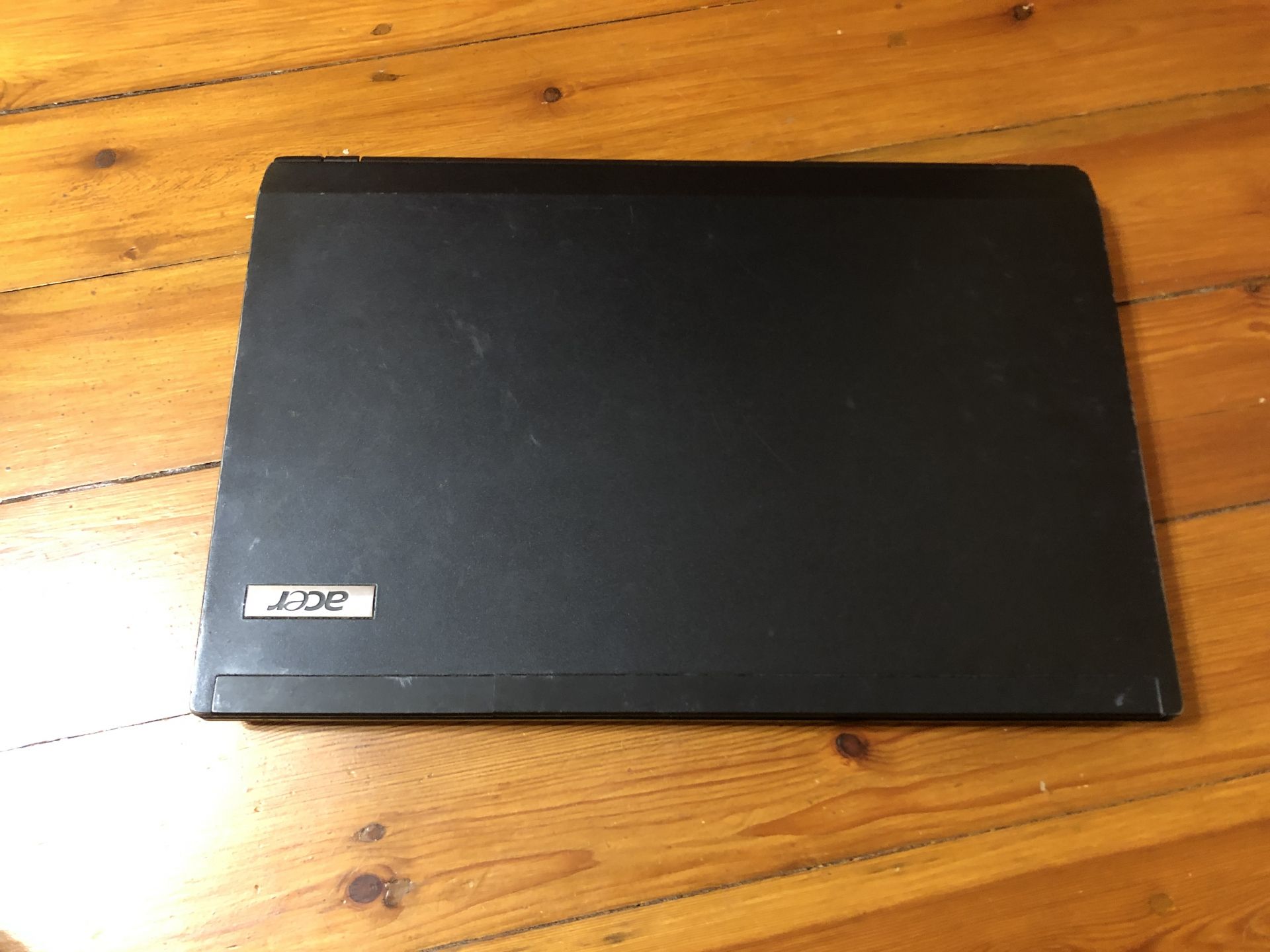 ноутбук Acer TM 8572G на частини залитий - фото фото фото 1