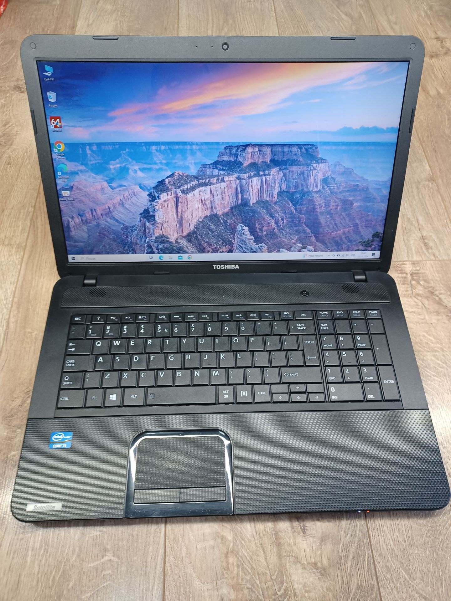 Ноутбук Toshiba Satellite C870 - фото фото фото 0