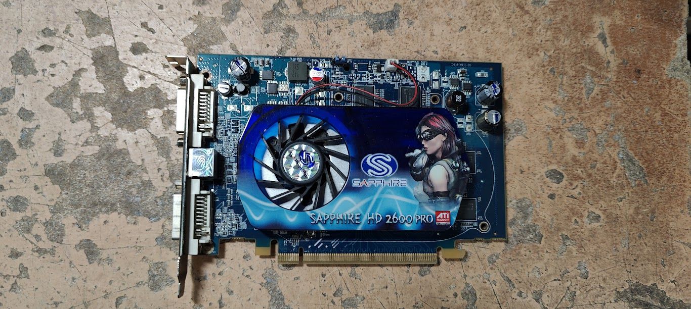 Видеокарта Sapphire Radeon HD 2600 PRO DDR2 256MB PCI-E № НР230805 - фото фото фото 0