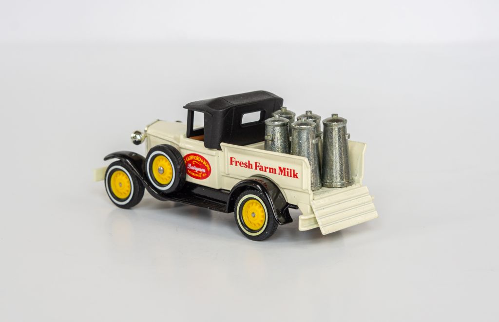 1:40 1930 Ford Model A Fresh Farm Milk, MATCHBOX Y-35B 1992 - фото фото фото 2
