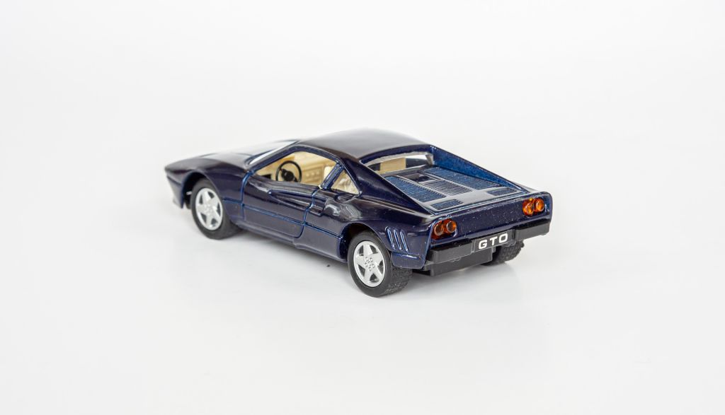 1:36 Ferrari 288 GTO 1984-85 blue metallic, Maisto Shell Collezione - фото фото фото 4