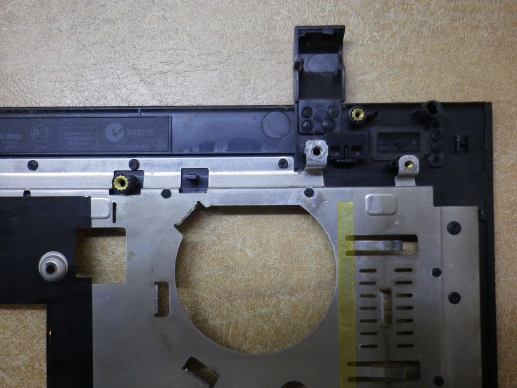 Б/У Топкейс на ASUS UL50V - фото фото фото 3